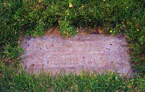 Lyda southard's grave with name Anna E. Shaw