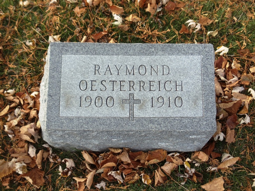 Raymond Oesterreich grave